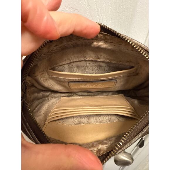 Michael Kors Mini Micro Logo Cross Body Bag - Picture 10 of 10